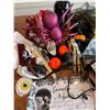 Image 2 : Halloween decor