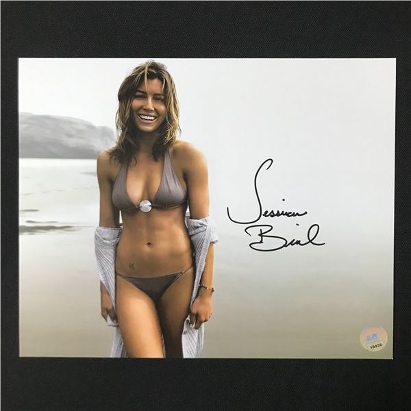JESSICA BIEL SIGNED 8X10 - KB COA