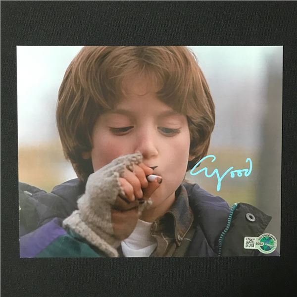 ELIJAH WOOD SIGNED 8X10 - WWOC COA