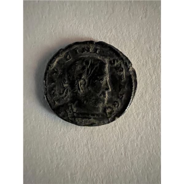 Bronze Roman coin circa 370 AD. 1 inch