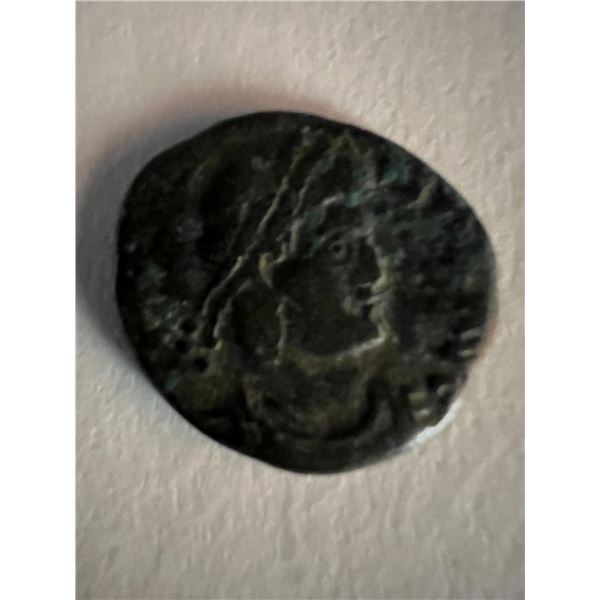 Bronze Roman coin circa 370 AD. 1 inch