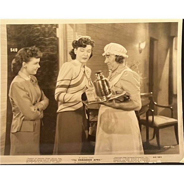 I'll Remember April 1944 Movie Unsigned Photo