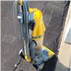 Image 4 : Dyson Upright Vacuum - Model DC07 - Working