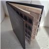 Image 4 : 25 Cent Coin Album w/ 50 Coins