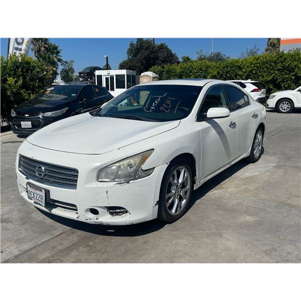 NISS MAXIMA 2014 SALV/T
