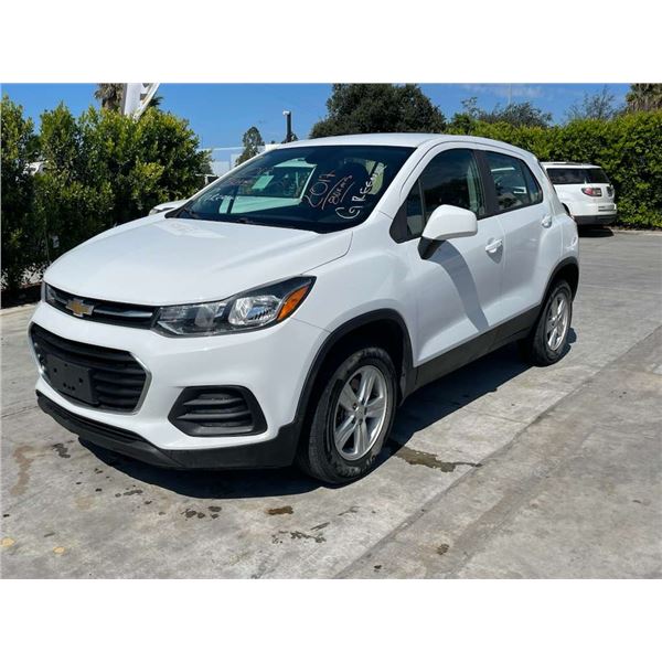 CHEV TRAX 2017 O/S TITLE 2 DAYS