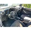 Image 5 : JEEP  WRANGLER 2014 O/S-T SMOG-2 DAYS