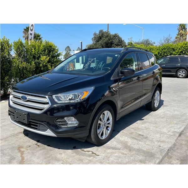 FORD  ESCAPE 2019 REPO- WAIT/TITLE
