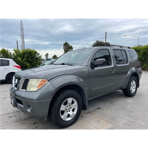 NISS PATHFINDER 2006 T-DONATION