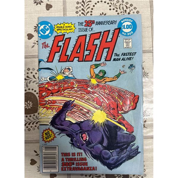 The Flash #300 (DC Comics, 1981) 25th Anniversary Double-Sized Issue