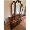 Image 1 : Skylar Peppler Dresser with Mirror
