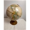 Image 2 : Globe Master 12" Globe