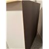 Image 4 : Microwave Cabinet