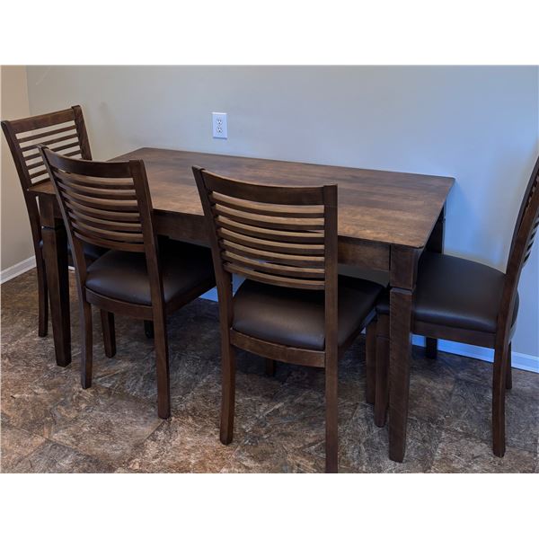 Dining Table & Chairs