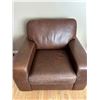 Image 1 : Decor-Rest Leather Armchair