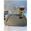 Image 3 : Kitchen Serving Lot