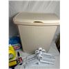 Image 2 : Laundry Lot