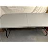 Image 1 : 6' Gracious Living Folding Table