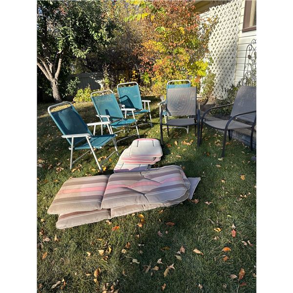Outdoor Chairs Lot