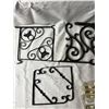 Image 2 : Decorative Cast Iron Brackets
