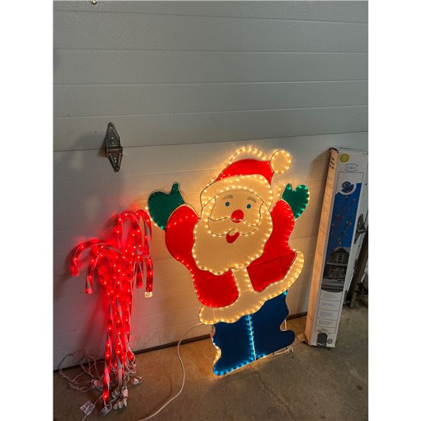 Illuminated Christmas Decor