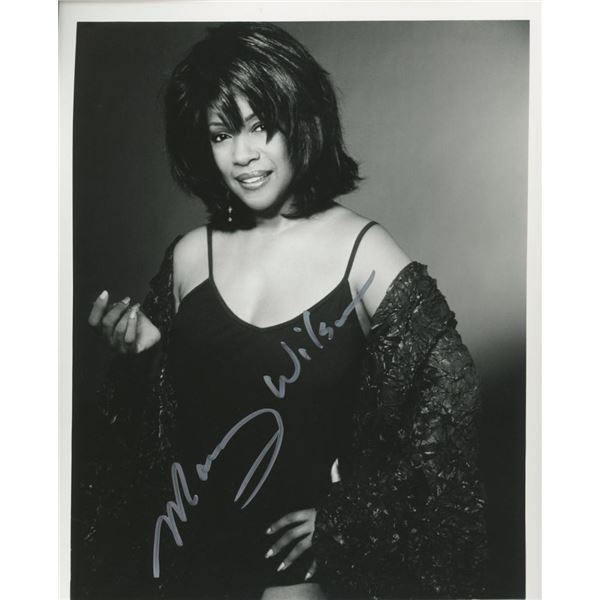 The Suprems Mary Wilson signed photo
