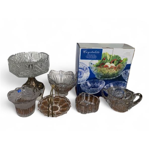Group of assorted crystalware/glassware