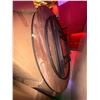 Image 2 : Large round restaurant folding table