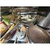 Image 2 : Large group of assorted restaurant items