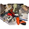 Image 2 : Group of misc. restaurant kitchen items
