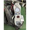 Image 1 : Westmarine Portable DC Inflator