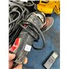 Image 2 : B & D Electric Jigsaw, DM Grinder, Dewalt Portable Flashlight w/Tire Chucks