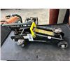Image 1 : Auto Floor Jack