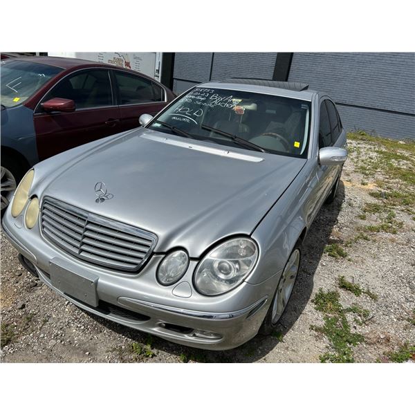2002 Mercedes E500 Sedan