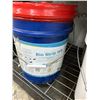 Image 2 : Formshield 5 Gal. Buckets 3, Biostrip