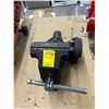 Image 1 : 4"  Bench Vise