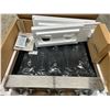 Image 2 : Kitchen Aid New Gas 6 Burner Cooktop