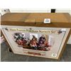 Image 1 : Hand Painted Porcelain Nativity Set