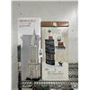 Image 1 : 2-Dept. 56 Times Square/Chrysler Building - 2 X $