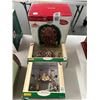 Image 1 : 3-Lemax/Dept. 56 Carnival Figural Set - 3 X $