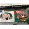 Image 2 : 3-Dept. 56/Lemax Holiday Figural Set - 3 X $