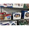 Image 1 : 4-Dept. 56/Lemax Holiday Figural Set - 4 X $