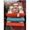 Image 1 : Holiday Tree Décor - 3 Sets