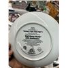 Image 2 : 18-Disney Collector Plates - 18 X $