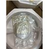 Image 2 : 6-Disney 3D Collector Plates - 6 X $