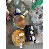 Image 2 : Bowls, Pitcher, Jar, Art Glass Bowl