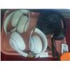 Image 1 : 3-Beats Headphones - 3 X $