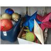 Image 2 : Oversized Christmas Ornaments, Star Décor