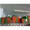 Image 2 : Lighted Gift Box Décor