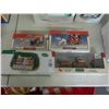 Image 1 : 4-Lemax/Dept. 56 Holiday Figurine Set - 4 X $